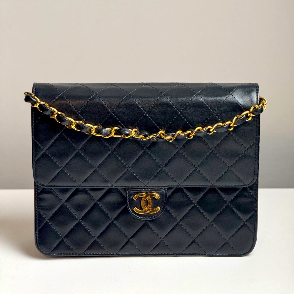 SOLD Chanel Vintage Single Flap Shoulder Bag